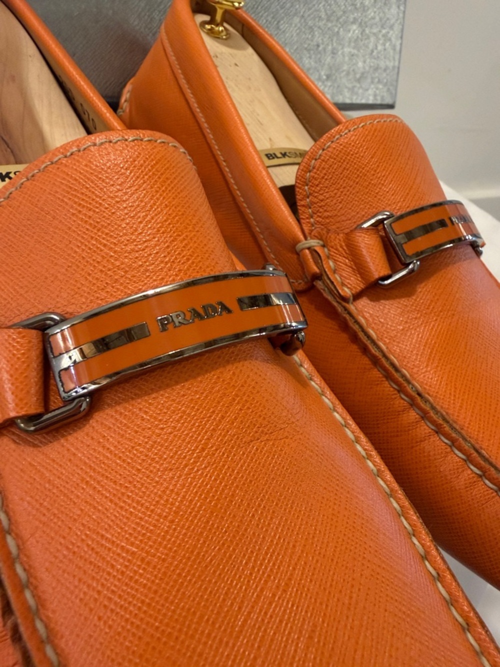 Prada Men’s Orange Leather Bit-Detail Driving Loafers Mens 11-12 - Picture 3 of 7